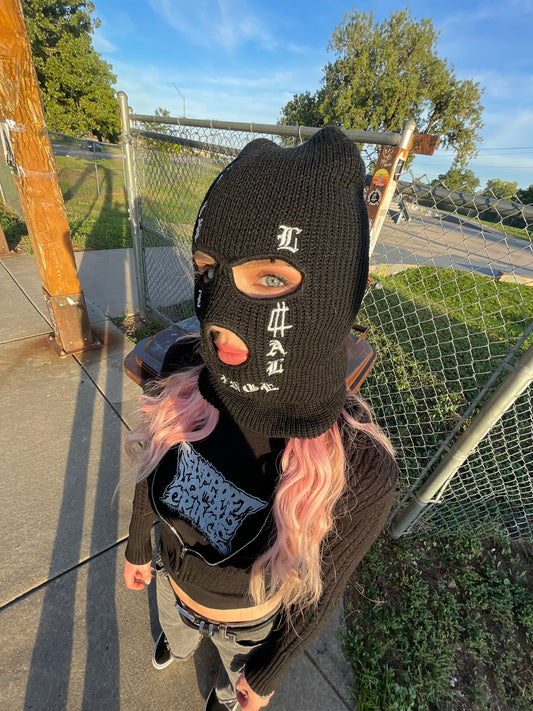 Black ski mask